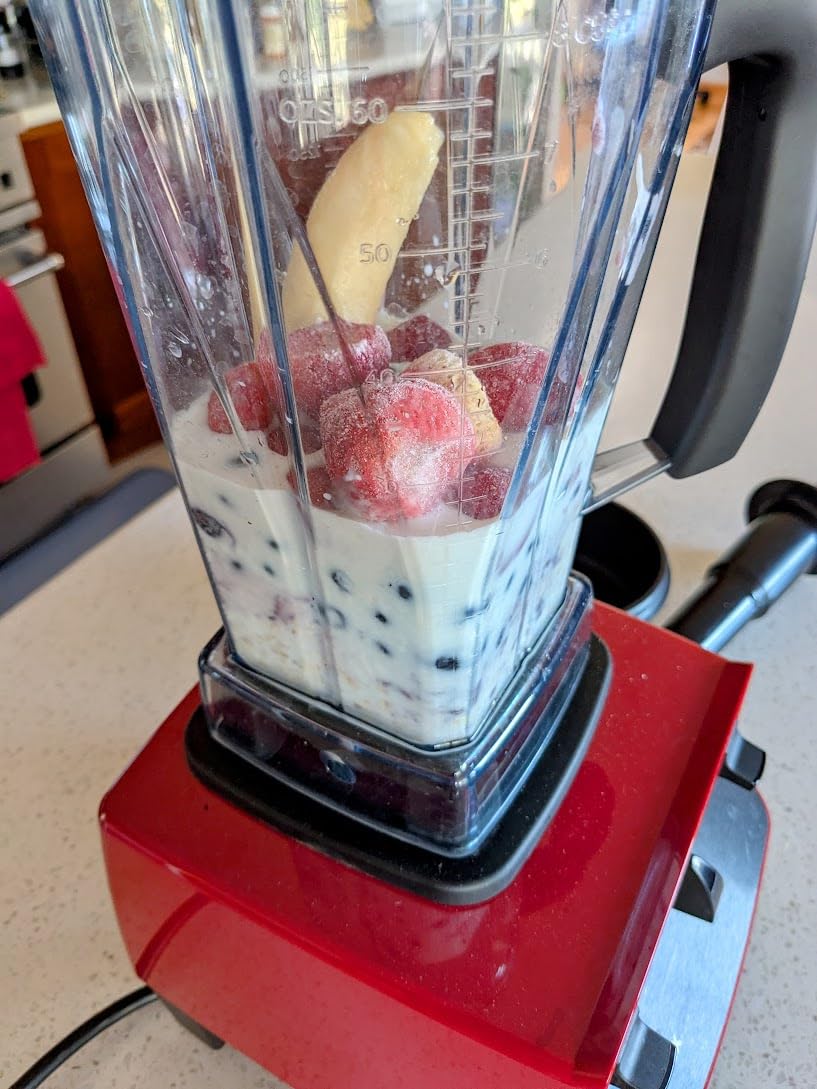 Vitamix 5200 Professional-Grade Blender, 64 oz. Container, Black customer photo 1