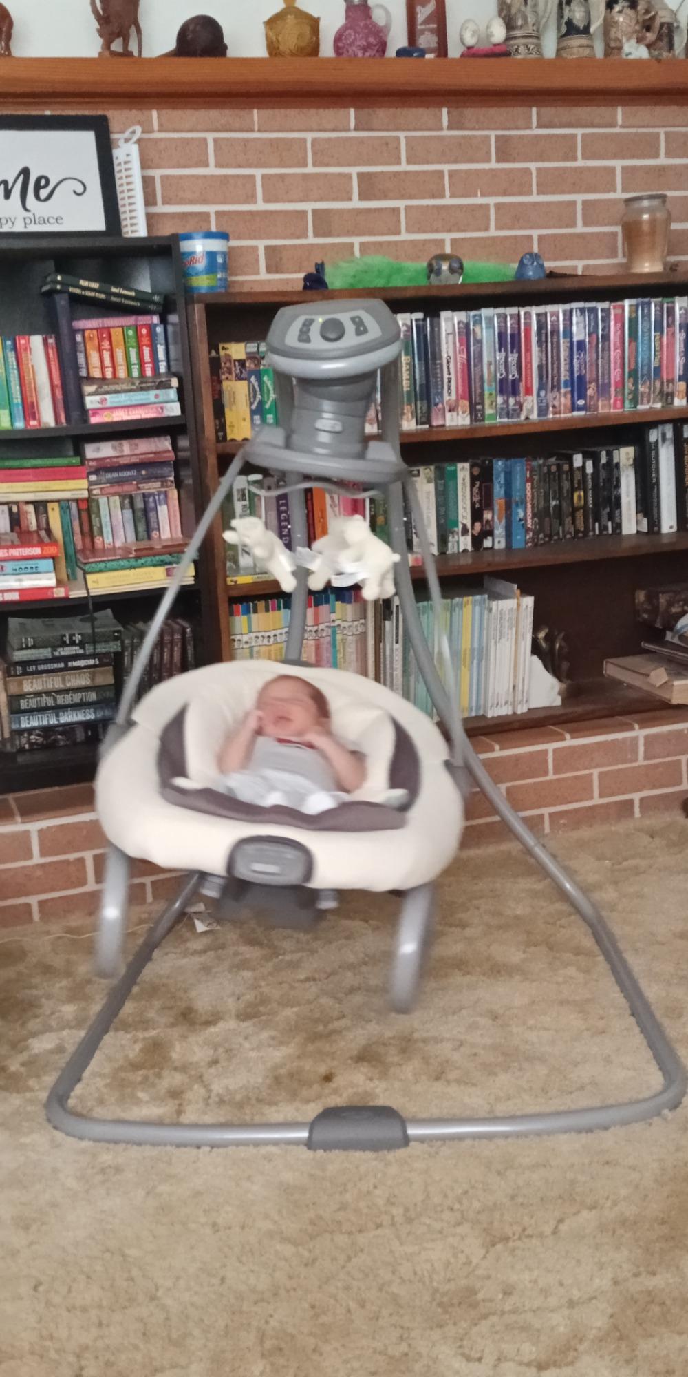 Graco DuetSoothe 2 in 1 Portable Baby Swing & Baby Rocker, Multi Direction, Vibration, Winslet customer photo 2