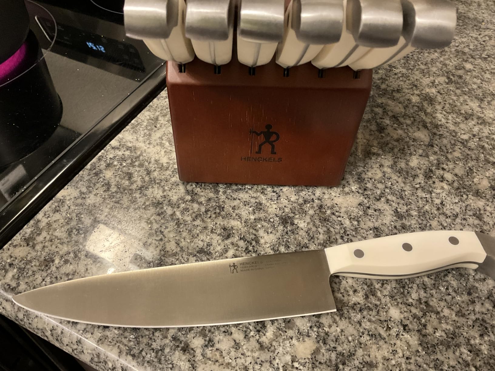Henckels Statement 15-Pc Knife Block Set, Razor-Sharp, German Engineered | Informed by 100+ Years of Mastery. Dishwasher safe, Comfortable Grip Ideal for Everyday Cooking. High Quality Stainless Steel customer photo 1