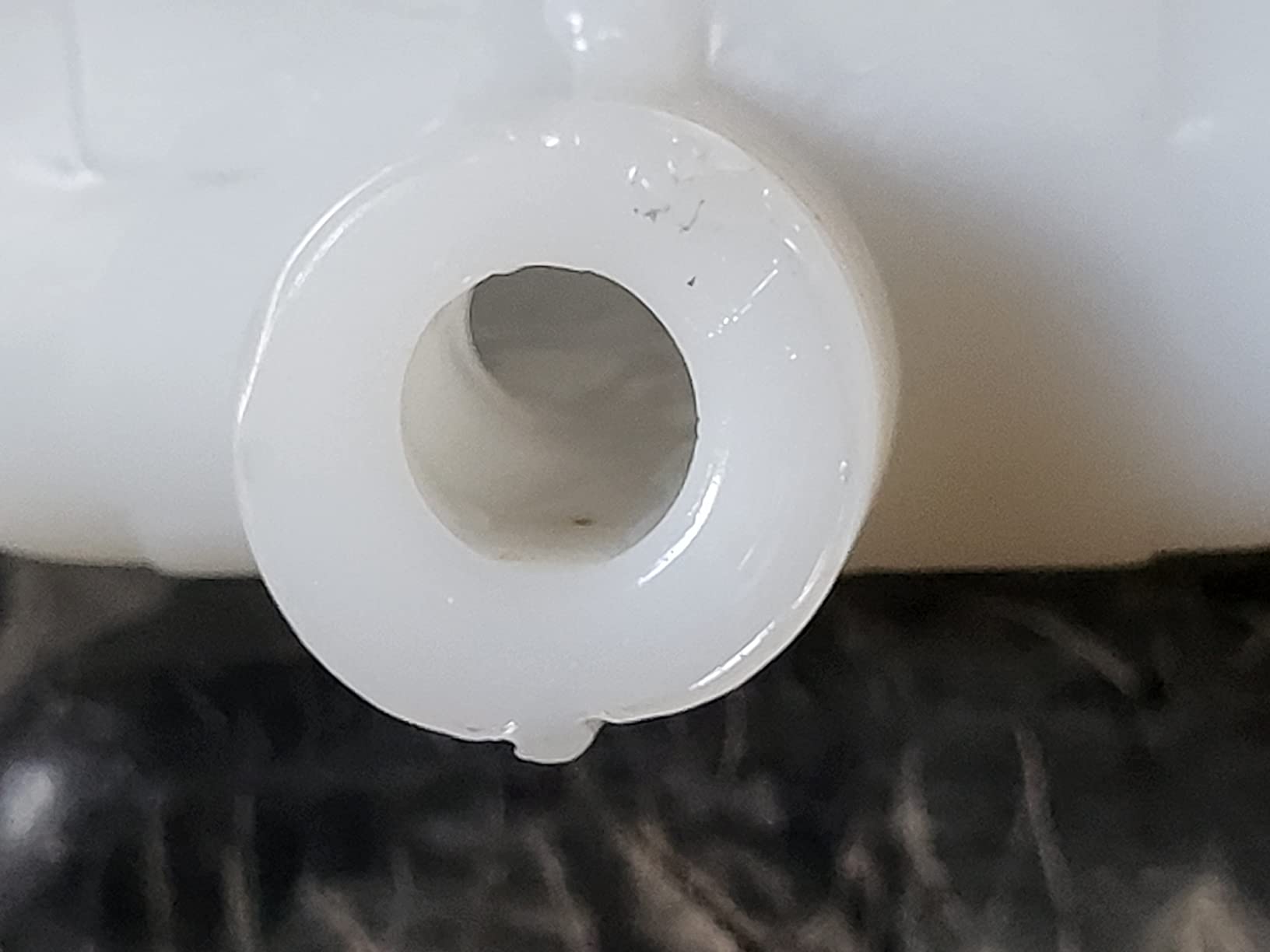 Chapin 97200E Made in the USA 15 Gallon ATV/UTV 12 Volt Mounted Spot Sprayer With 6 Inch Wide Mouth, High Performing 12 V Diaphragm Pump and Filtration System and 18 Inch Spray Wand, Translucent White customer photo 1