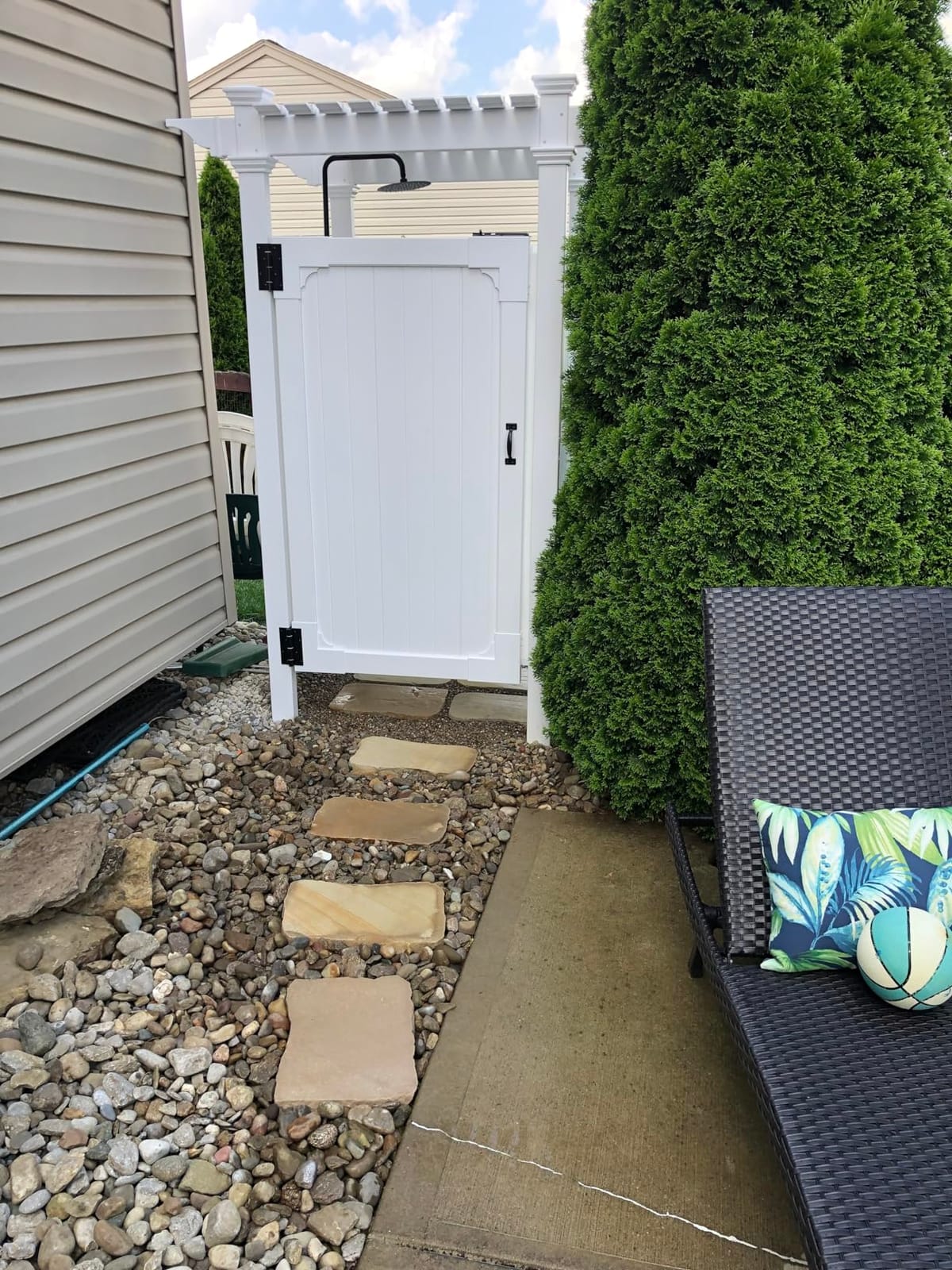 Zippity Hampton Outdoor Shower Enclosure, White Vinyl DIY Kit | 89inH x 62inW x 47inL, Gate Hardware Included, Mounting Hardware Sold Separately, ZP19009 customer photo 2