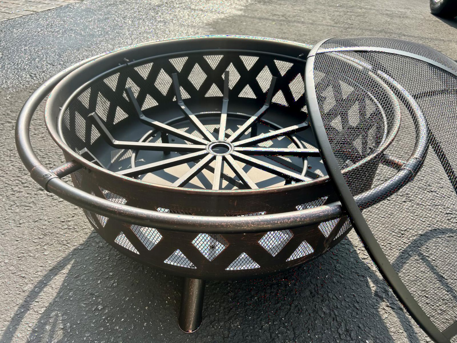 Sunnydaze Crossweave Large Outdoor Fire Pit, Wood Burning, Round, 36