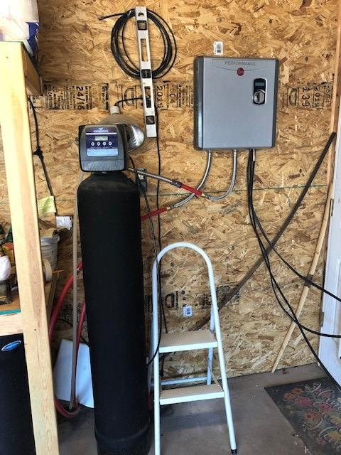 Rheem RTEX-27 240V 3 Heating Chambers Residential Tankless Water Heater customer photo 2