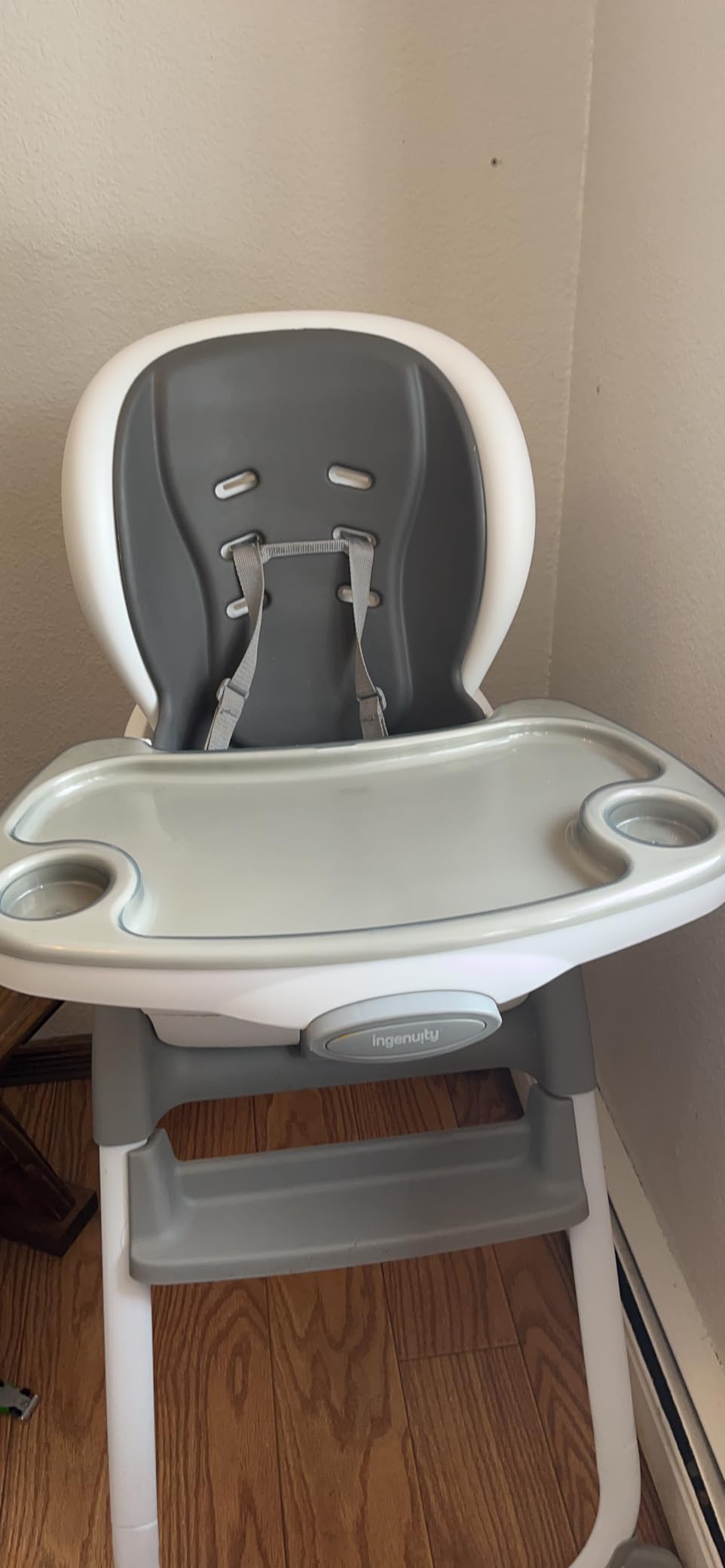 Ingenuity SmartClean Trio Elite 3-in-1 High Chair, Use 6 Months to 5 Years, Includes Dishwasher-Safe Tray, Convertible to Booster Seat & Toddler Chair customer photo 2