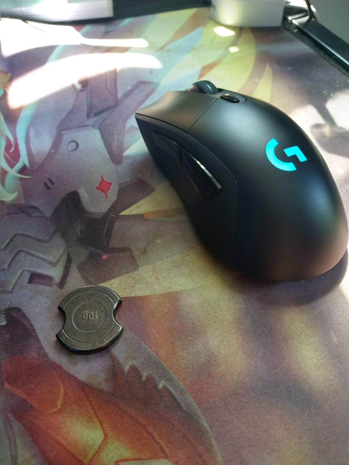 Logitech G703 Lightspeed Wireless Gaming Mouse - Black customer photo 1