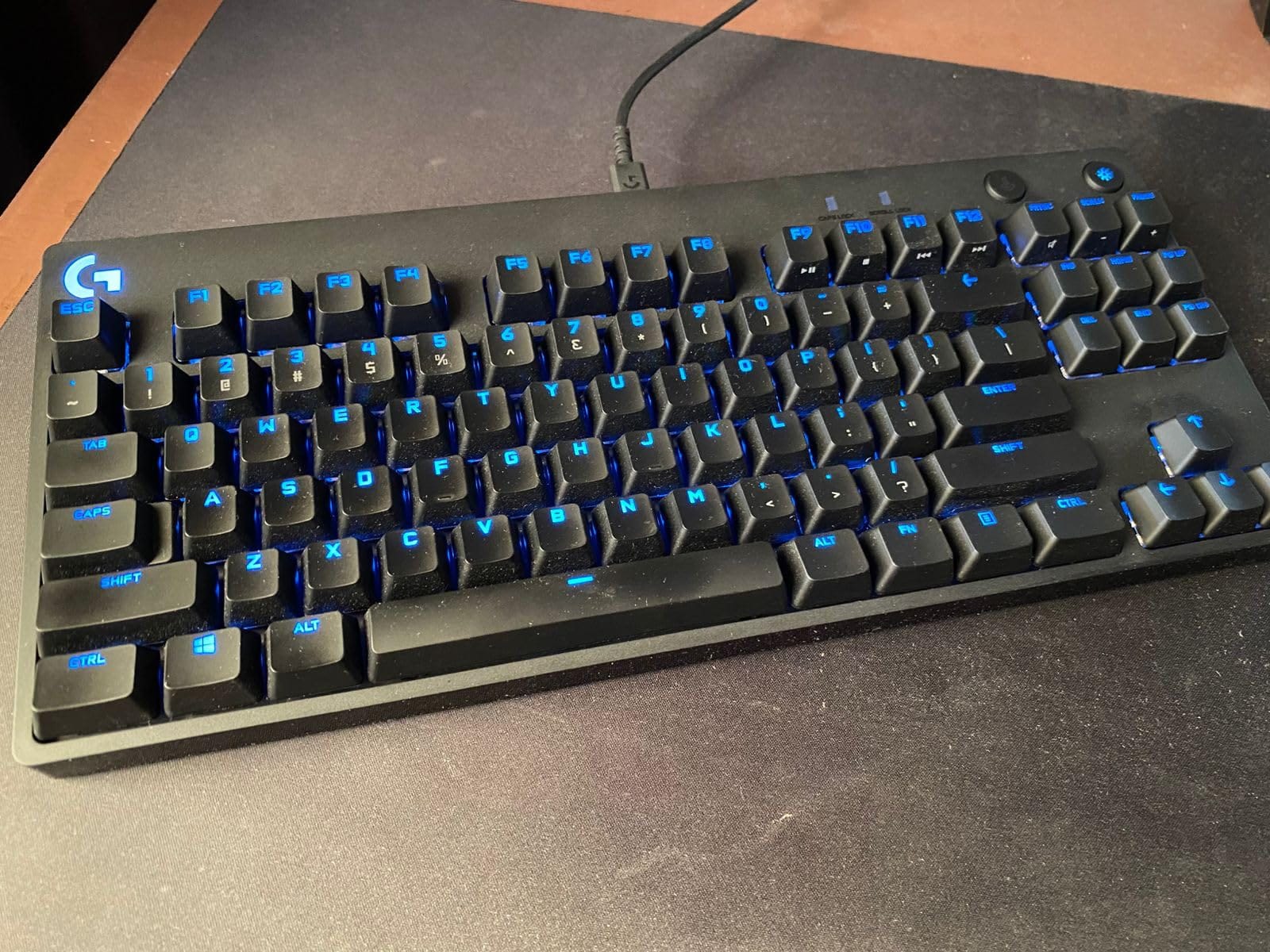 Logitech G PRO Mechanical TKL Tenkeyless Gaming Keyboard (Clicky) - Black customer photo 1