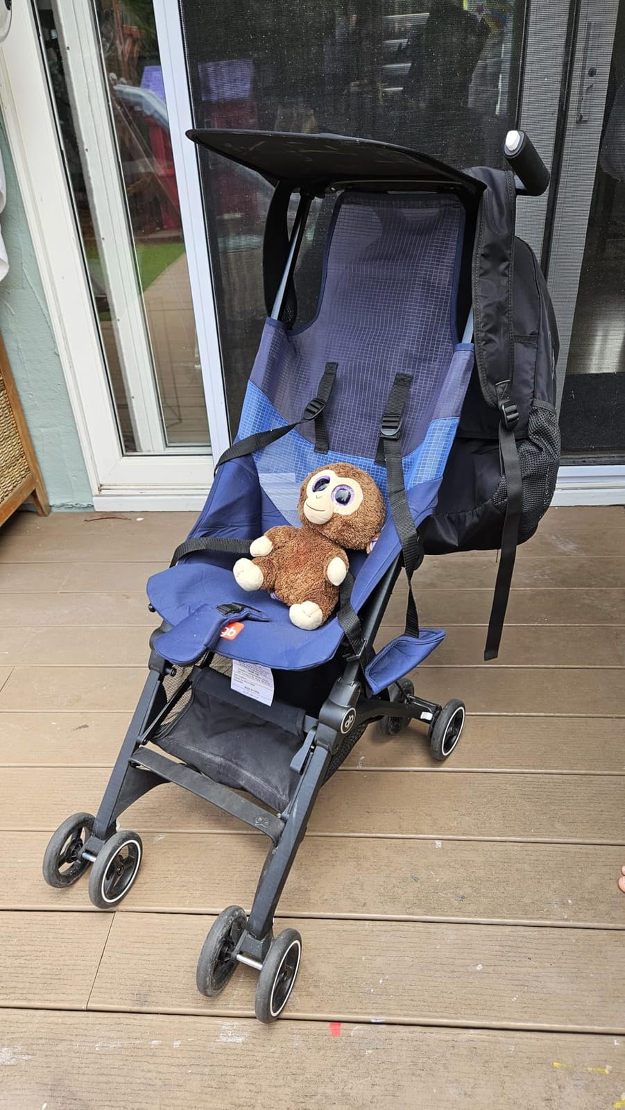 gb Pockit Air All Terrain Ultra Compact Lightweight Travel Stroller with Breathable Fabric in Velvet Black customer photo 2