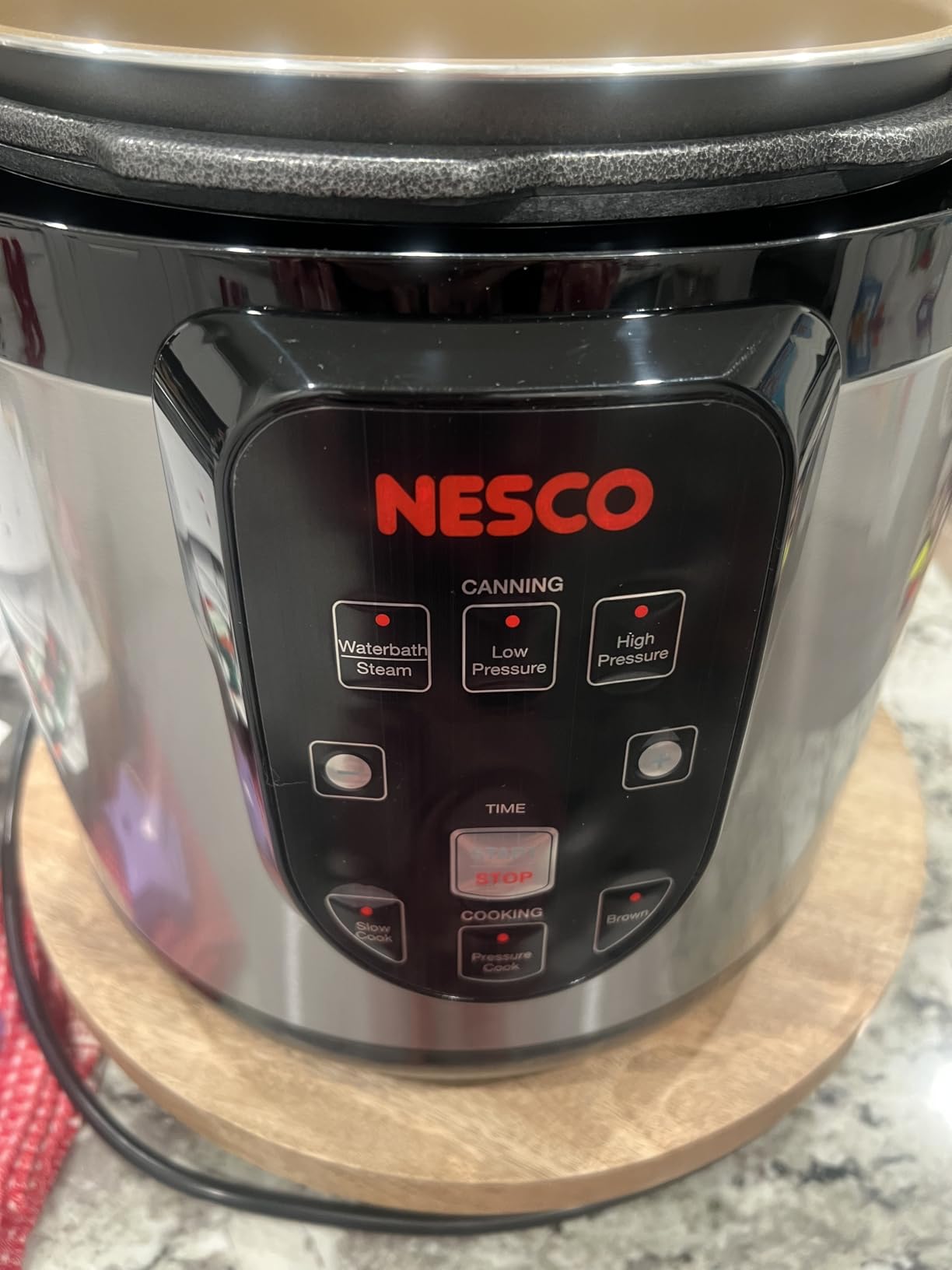 NESCO NPC‑9 Smart Electric Pressure Canner and Cooker for Home Food Preservation, 9.5‑Quart Stainless Steel with Digital Controls customer photo 1