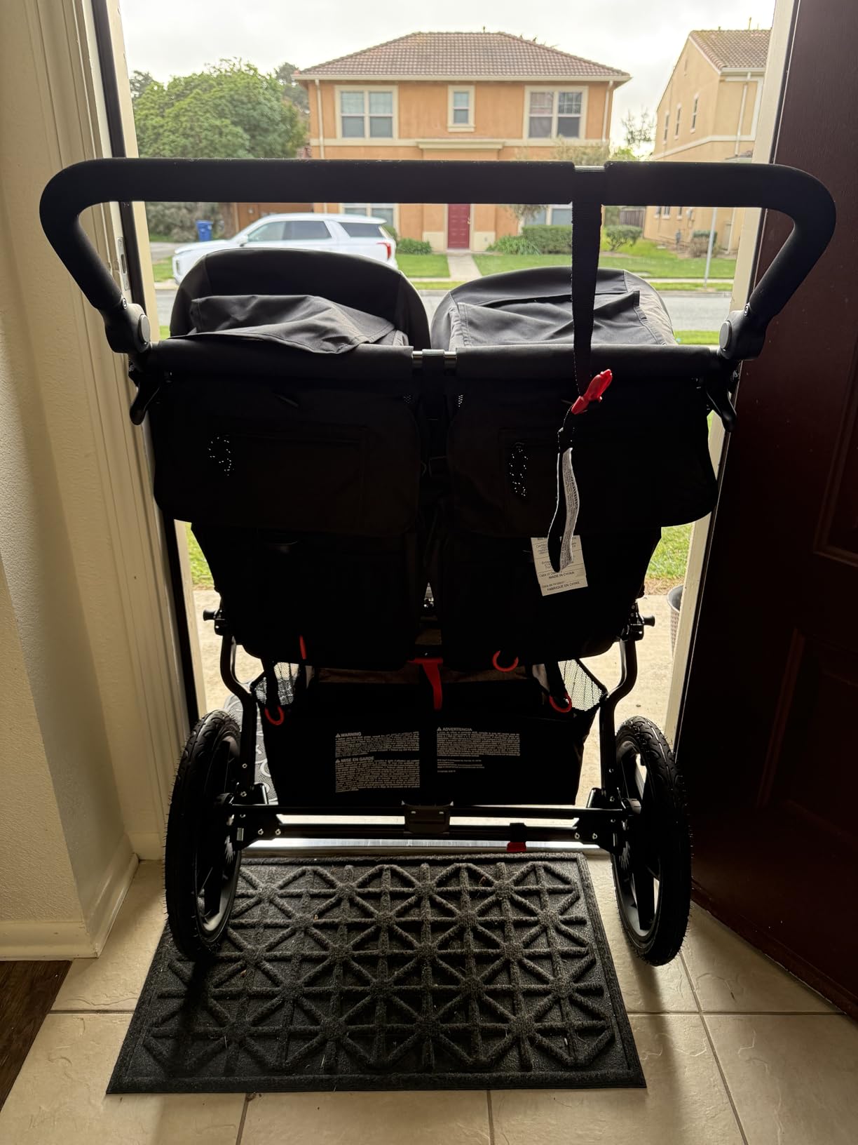 BOB Gear Revolution Flex 3.0 Jogging Stroller — Graphite Black customer photo 2