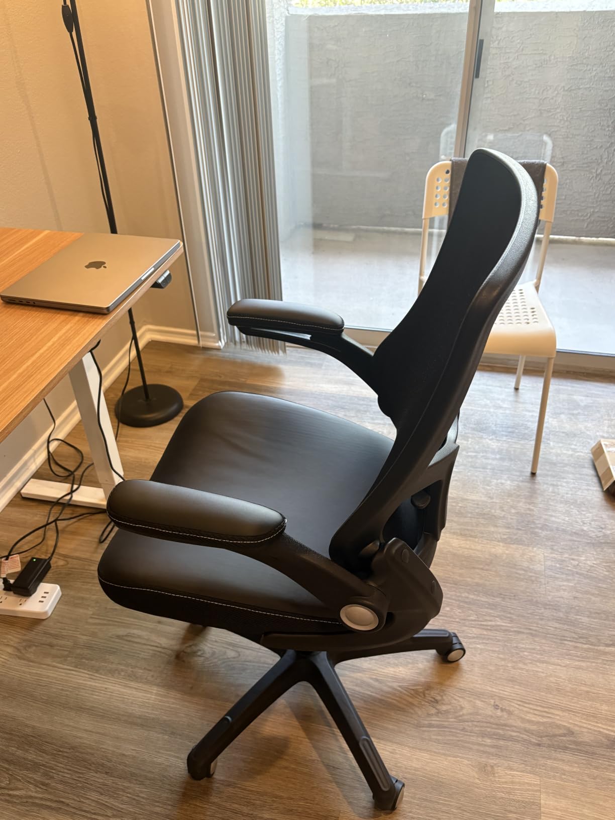 Office Chair Ergonomic Desk Chair, Computer PU Leather Home Office Chair, Swivel Mesh Back Adjustable Lumbar Support Flip-up Arms Executive Task Chair customer photo 1