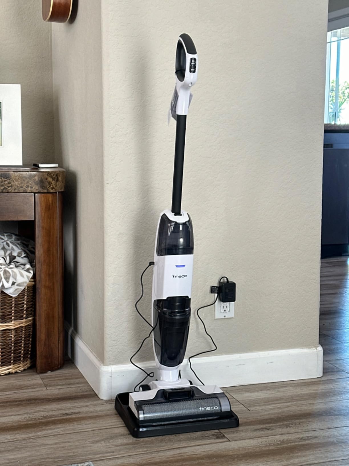 Tineco iFLOOR 2 Complete Wet Dry Vacuum, Hard Floor, Cordless | vacuums and washes simultaneously, dual-tank system, 90% water recovery, self-propelled, self-cleaning customer photo 2