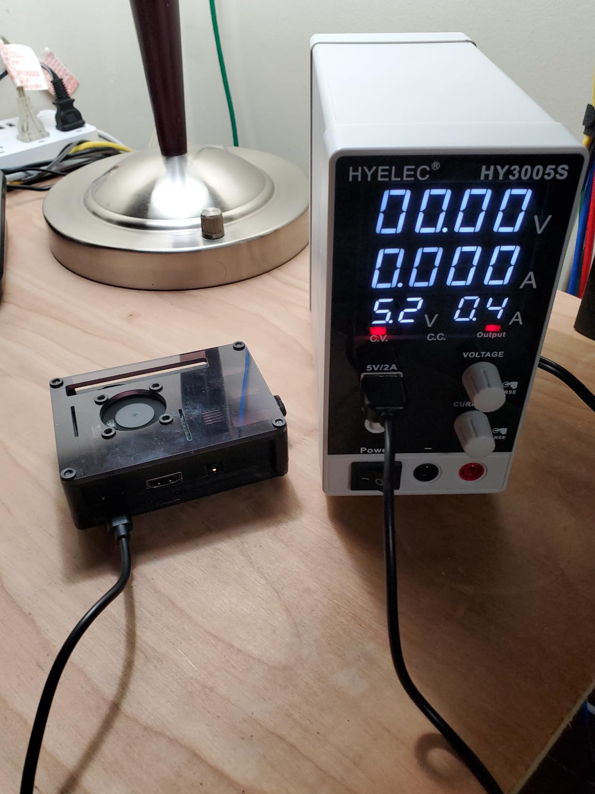 DC Power Supply Variable 30V 5A, Hyelec Adjustable Switching Regulated Power Supply with 4-Digit LED Display, Coarse and Fine Adjustments, 5V2A USB Interface, 110V Input Voltage customer photo 1