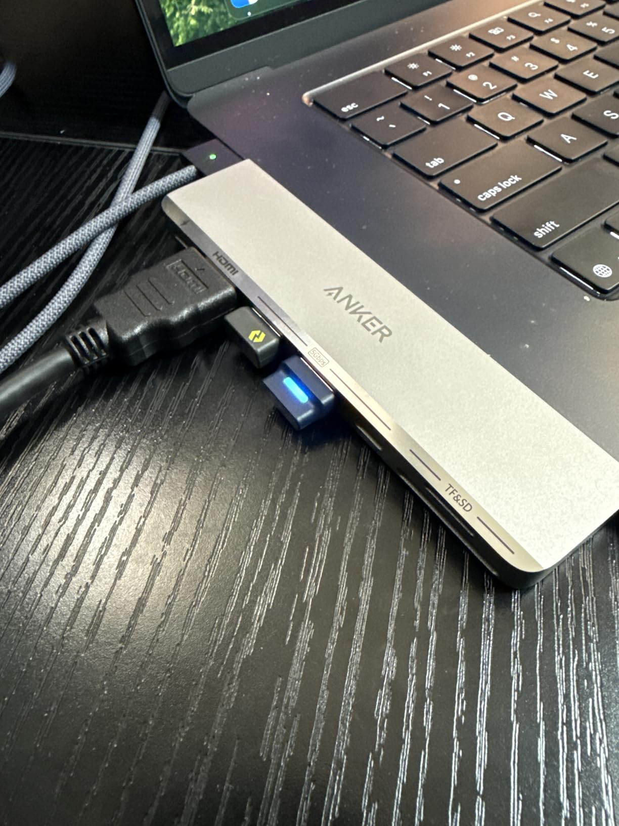 Anker USB-C Hub for MacBook, 7-in-2 Mac Dock with 4K@60Hz HDMI customer photo 2