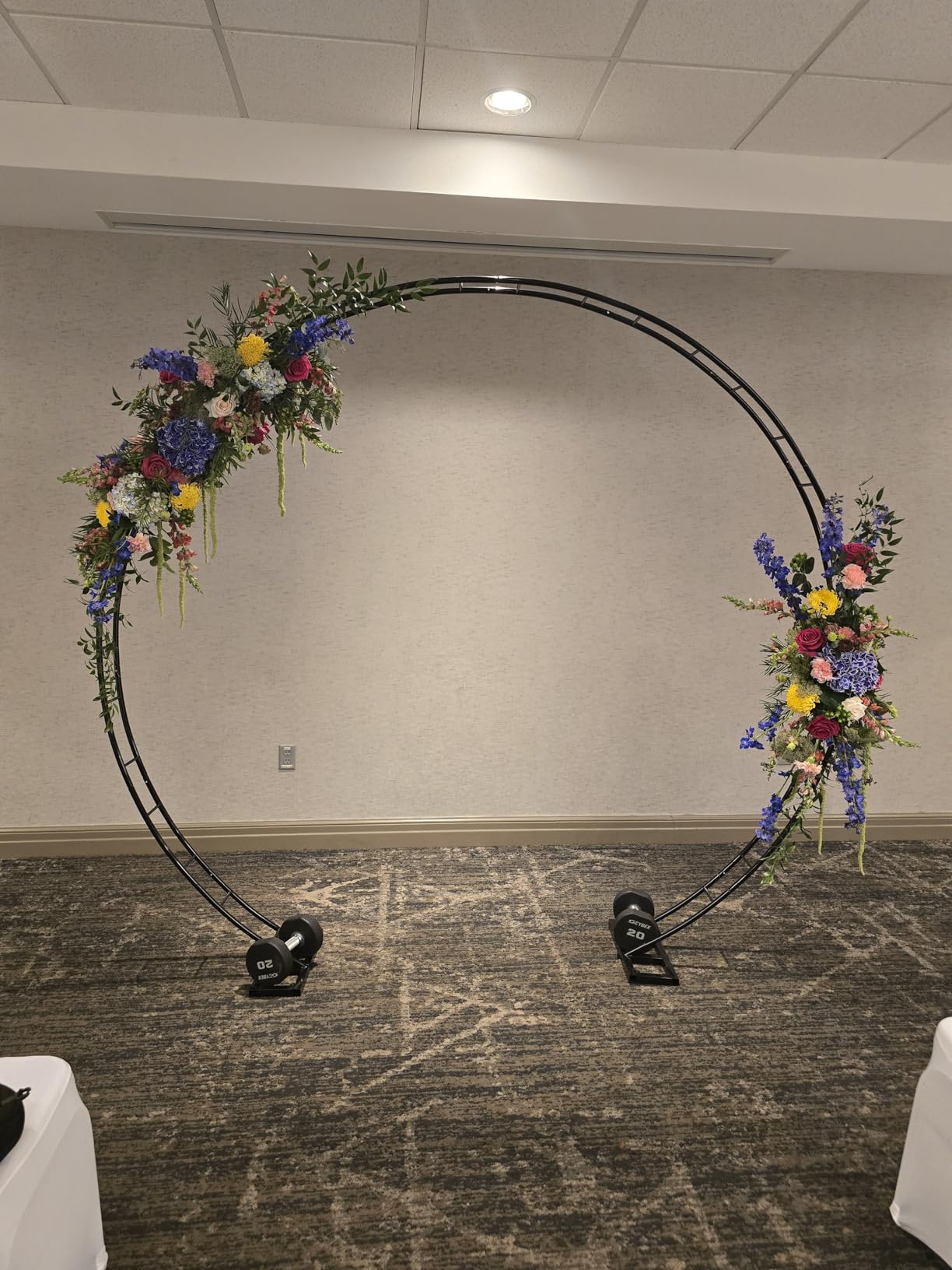 Queension Extra Large Garden Arch 7.2Ft Wide 9.2Ft High, Black customer photo 2