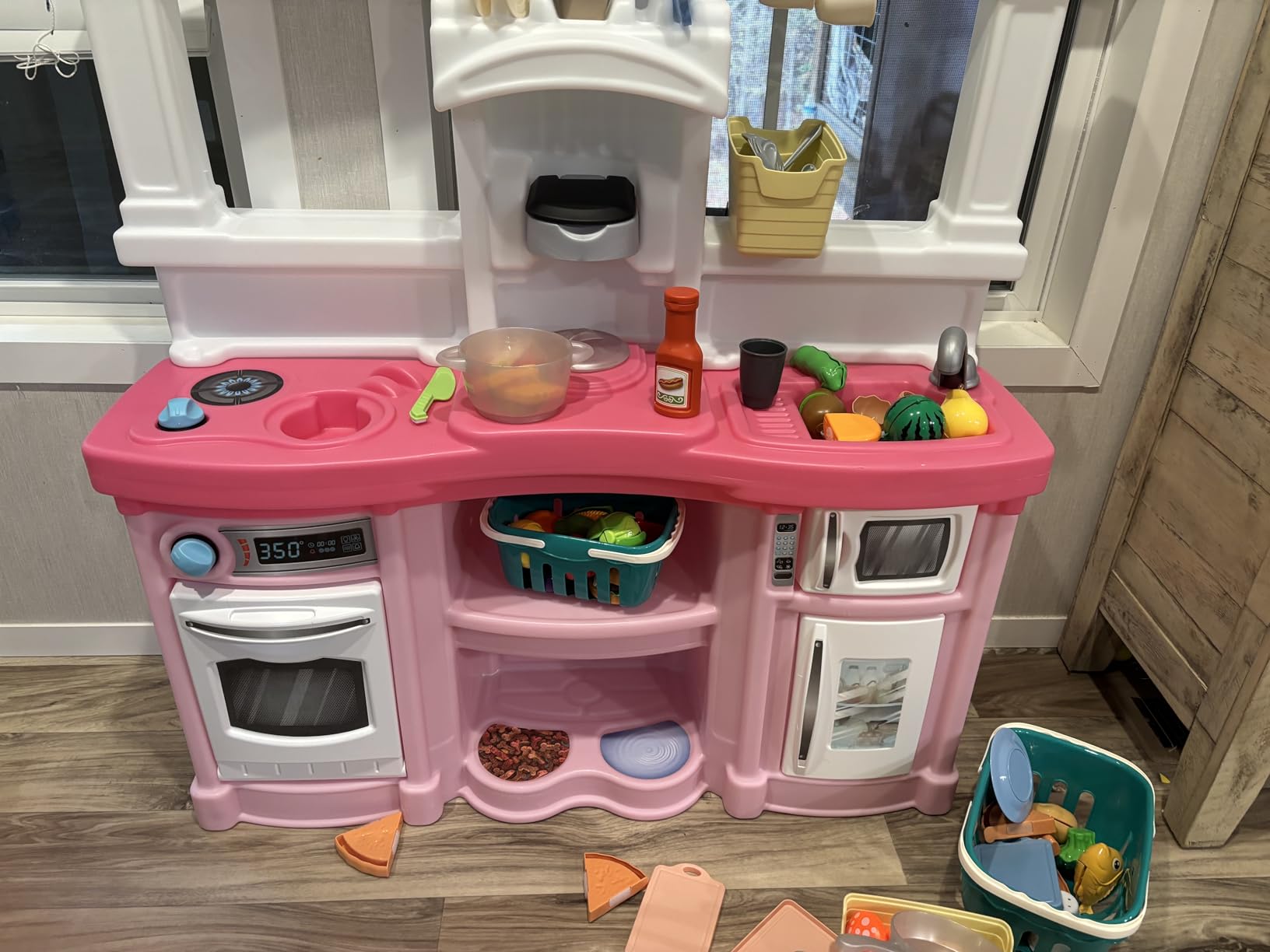 Step2 Fun with Friends Kids Kitchen Playset, Indoor/Outdoor Kitchenette with Lights & Sounds, Durable Plastic, 25-Piece Toy Accessories, Toddlers 2+ Years, Gray customer photo 2