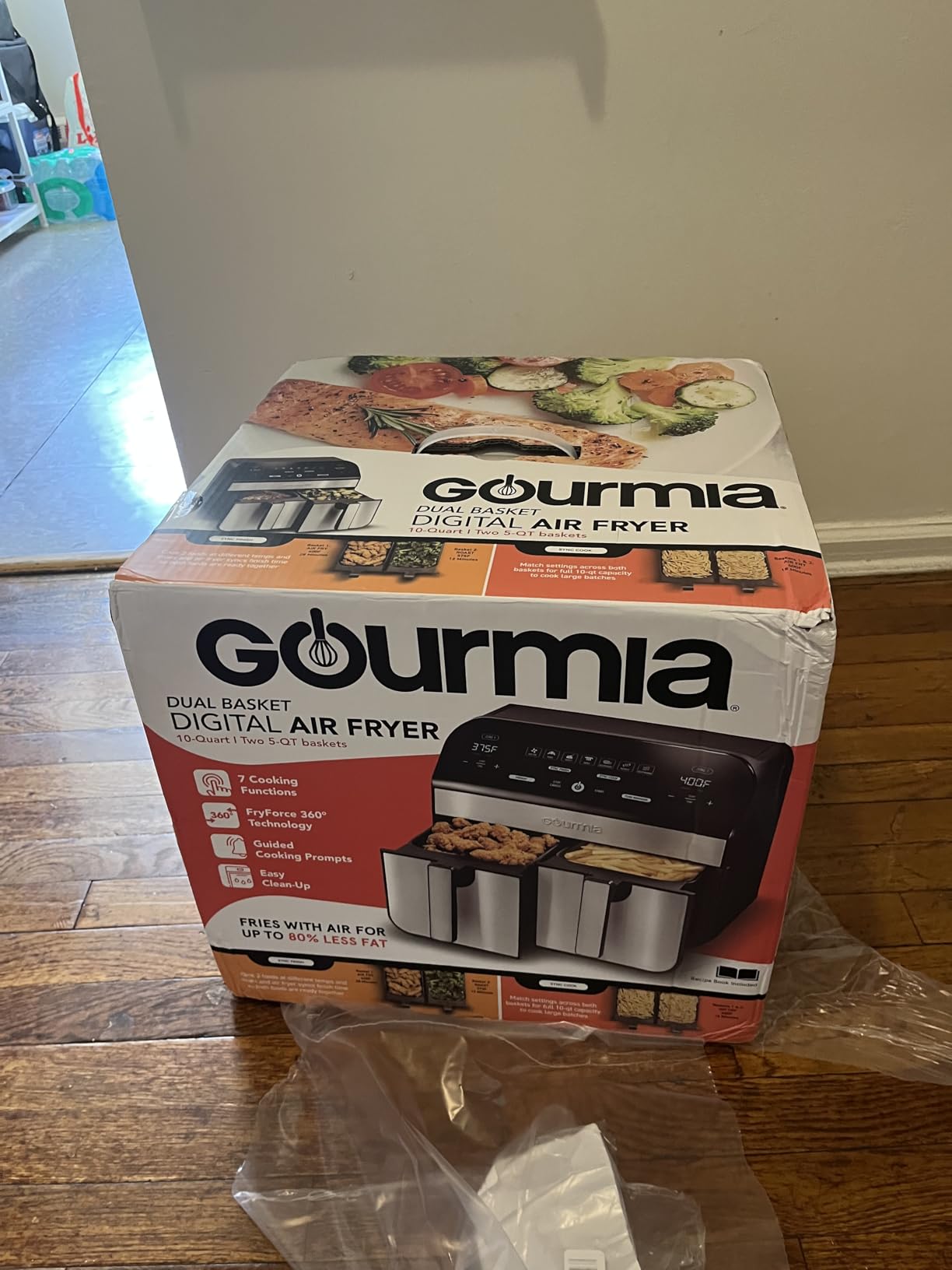 Gourmia Dual Basket Air Fryer - 10 Qt Large Capacity, FryForce360º, Digital Display with 7 Presets, Roast, Bake, Broil, Dehydrate, Match Cook, Sync Finish, Dishwasher Safe Accessories, Black customer photo 2