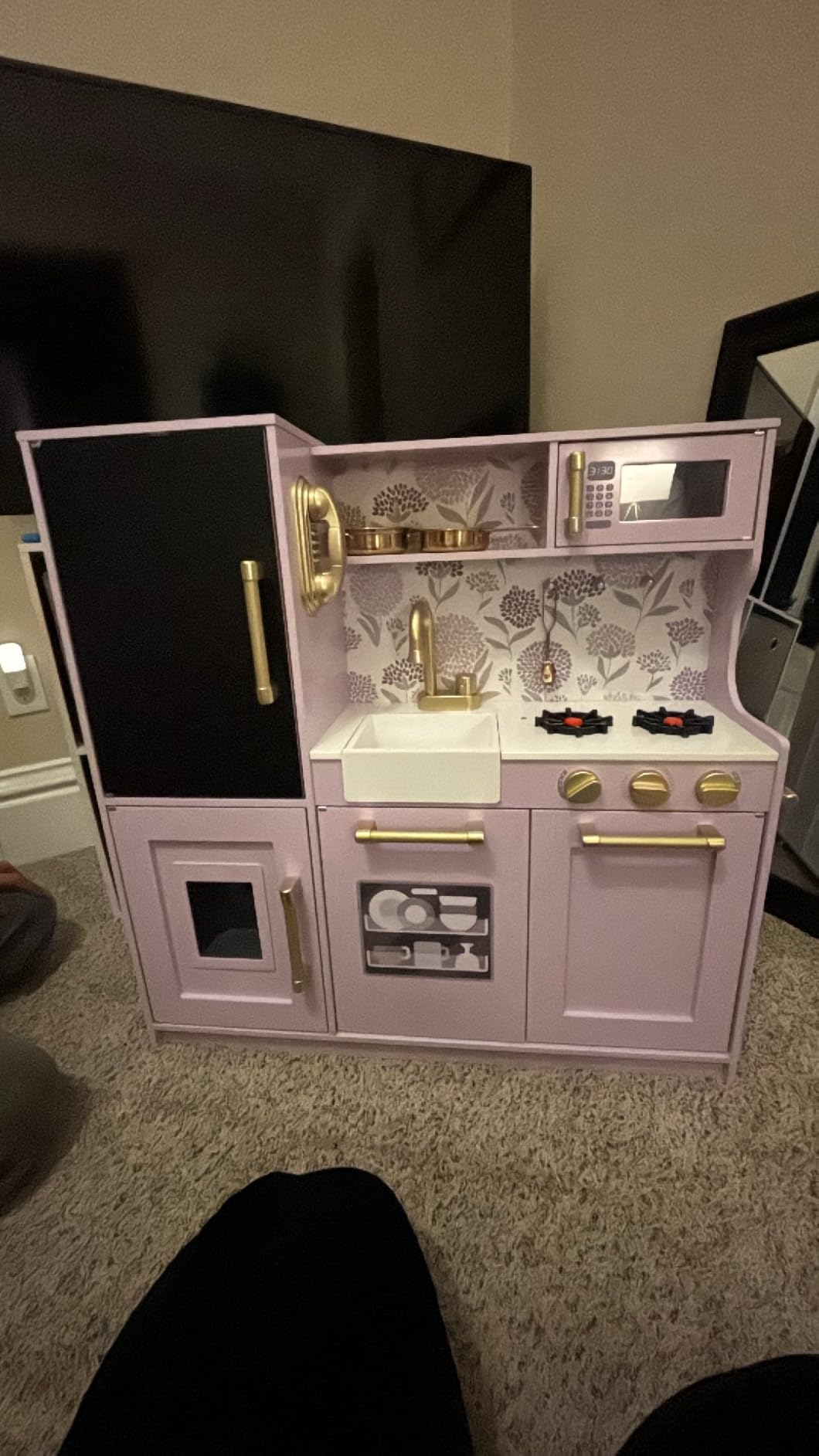 Best Choice Products Wooden Play Kitchen for Kids, Pretend Play Cooking Toy Set with Sink, Oven, Microwave, Refrigerator, Ice Maker & Accessories, Kitchen Playset for Toddlers Ages 3+ - White customer photo 2
