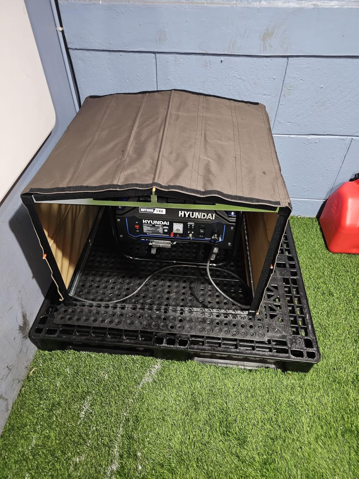 Generator Shed For Storing & Running Generator Outdoor - Combining Generator Covers While Running & Generator Covers for Outside Storage into one (GCL) customer photo 1