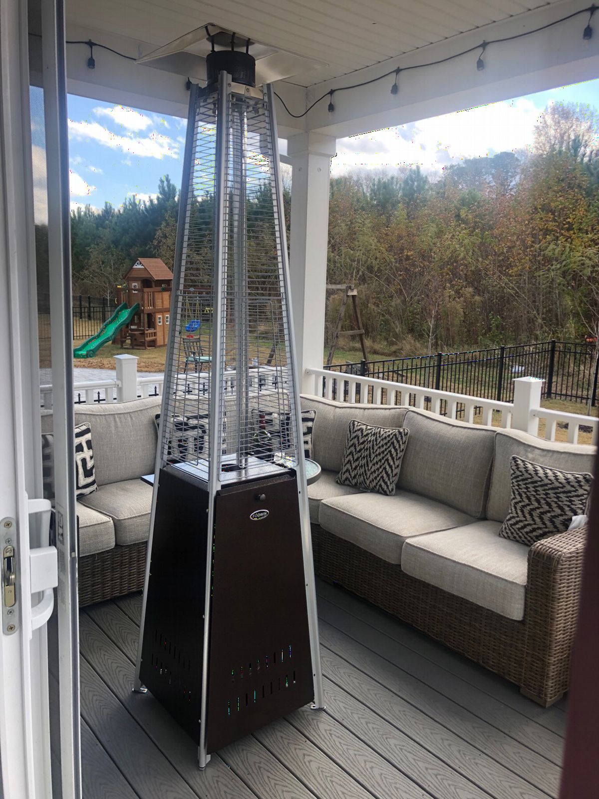 FOOWIN Patio Heater 48,000 BTU Outdoor Propane Heater with Wheels customer photo 1