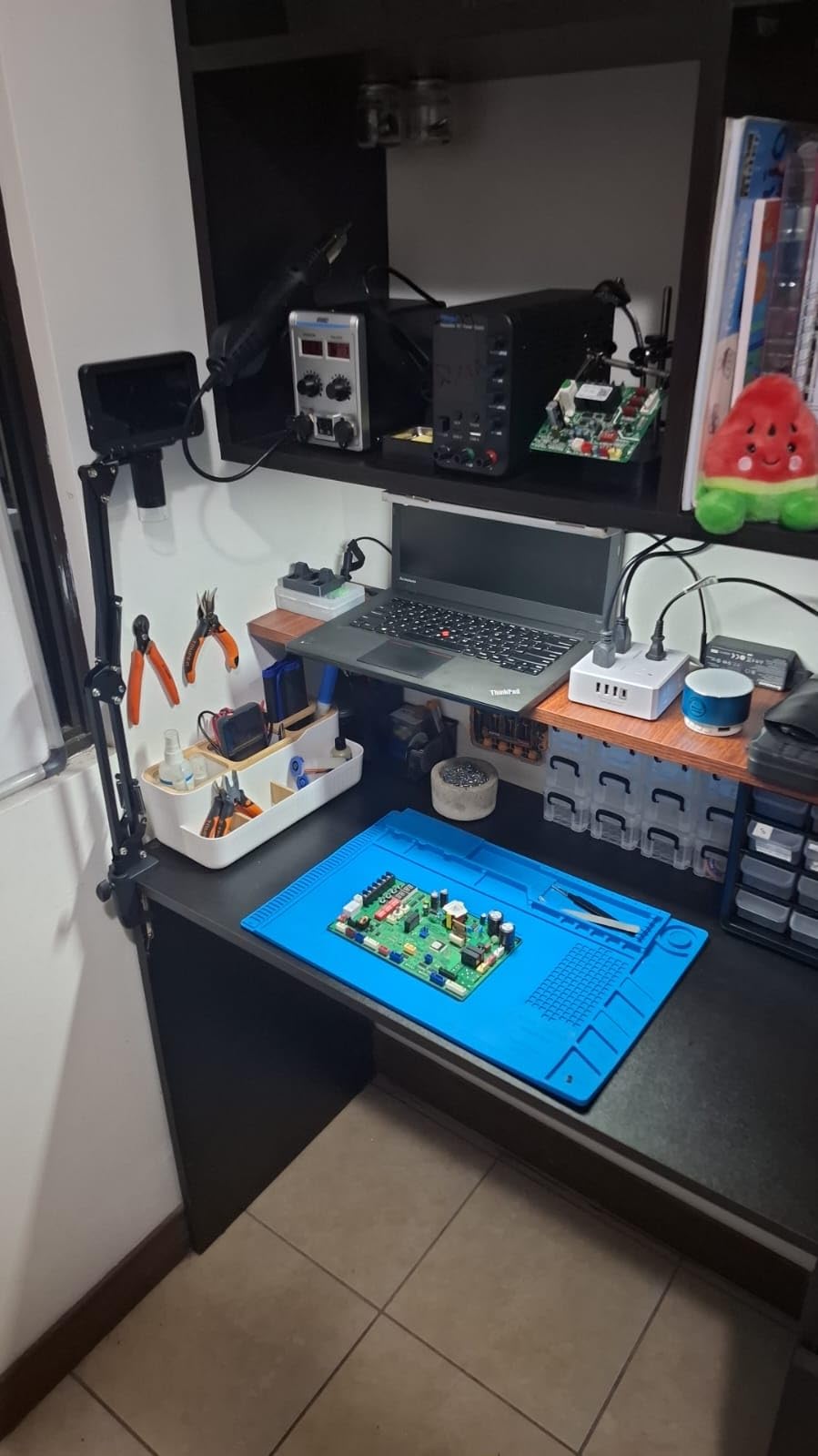 DC Power Supply Variable, 30V 10A Bench Power Supply with Encoder Coarse & Fine Adjustments Knob, Adjustable Switching Regulated Lab Power Supplies with 18W USB & Type-C Quick-Charge customer photo 2