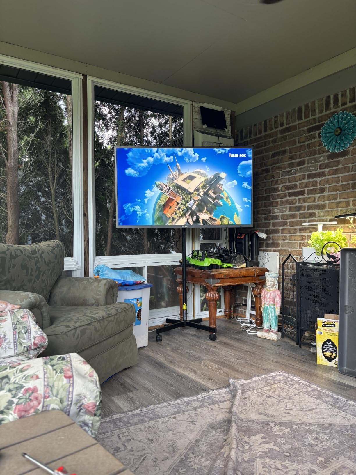 SYLVOX Outdoor TV, 65 inch 2000 nits Full Sun Outdoor TVs, Weatherproof TV customer photo 2