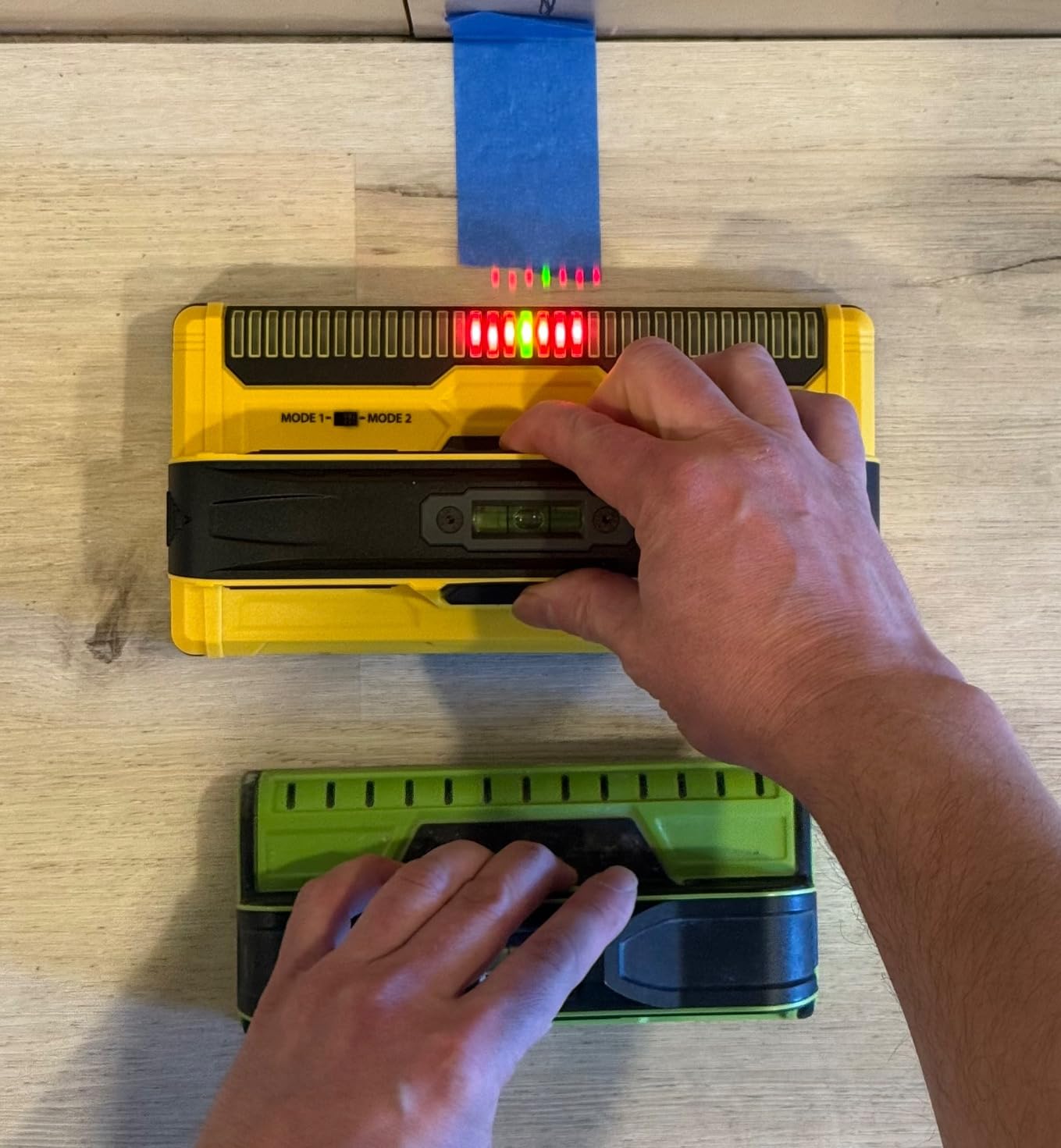 Franklin Sensors ProSensor MAX Stud Finder, 13-Sensor Wall Scanner | Wood and Metal Stud Detector, Scans Through Plaster, OSB and More, Made in the USA, Shows Full Width of Studs customer photo 2