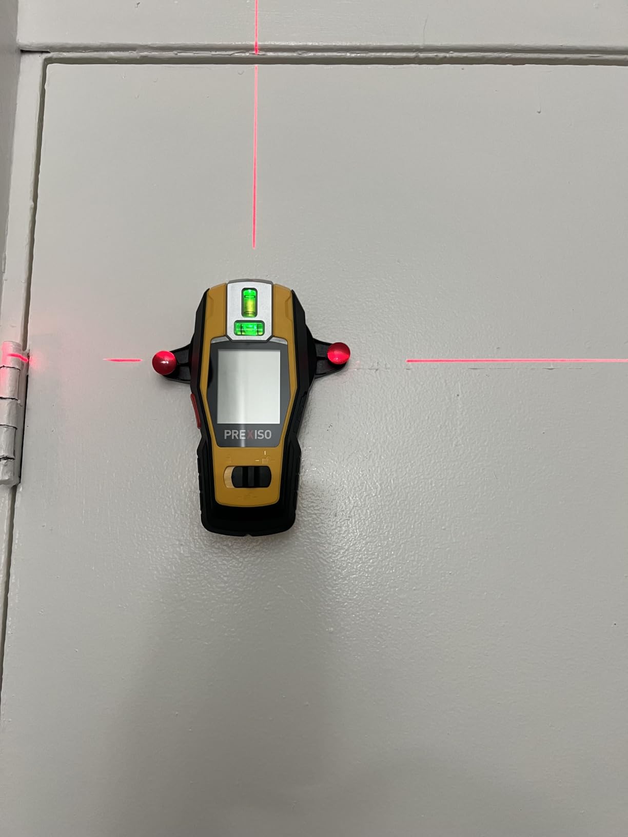 PREXISO 2-in-1 Stud Finder with Laser Level, Rechargeable Cross Line Laser | Multi Surface Lazer Leveler Wall Stud Scanners Tool for Hanging Frame & Picture, Wood Ac Wire Metal Stud Joist Pipe Detection customer photo 2