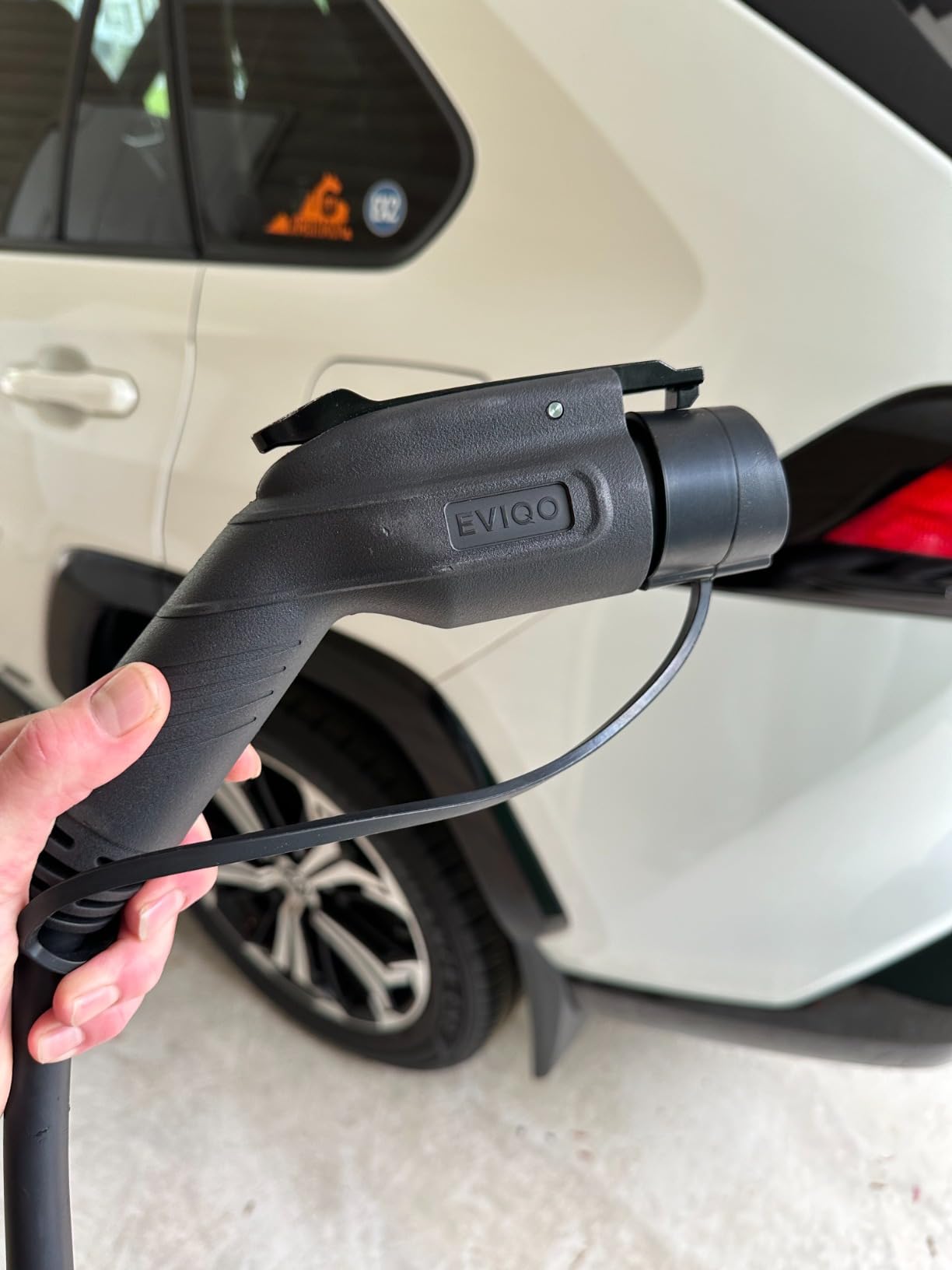 EVIQO Level 2 EV Charger J1772 40A NEMA 14-50 - 240V Wall Charging Station | Plug in, up to 40 mph, 25ft Cable, WiFi (2.4GHz), Smart App, Weatherproof Indoor/Outdoor (IP66, NEMA 4), UL & ETL Certified customer photo 2