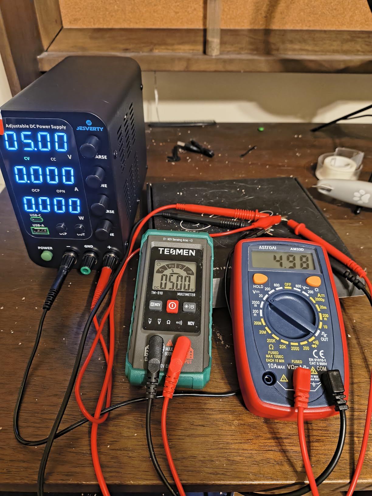 DC Power Supply Variable, 0-32V 0-10A Switching Bench Power Supply with 20W USB & Type-C Quick-Charge, Encoder Corase & Fine Adjustment Knob, Output Switch, 4-Digit LED Display - SPS-3010V customer photo 2