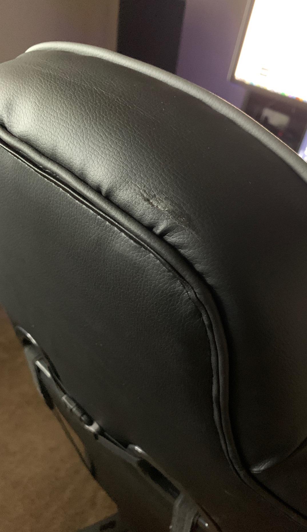 Respawn 110 Pro Ergonomic Gaming Chair with Footrest and Recline | Ergonomic office chair comfort with footrest, lumbar support & 155° recline for work, gaming and relaxing. customer photo 2