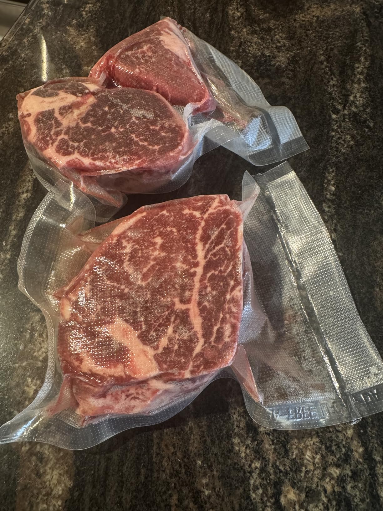 FRESKO Vacuum Sealer Machine with Automatic Bag Detection, Compact Design customer photo 2