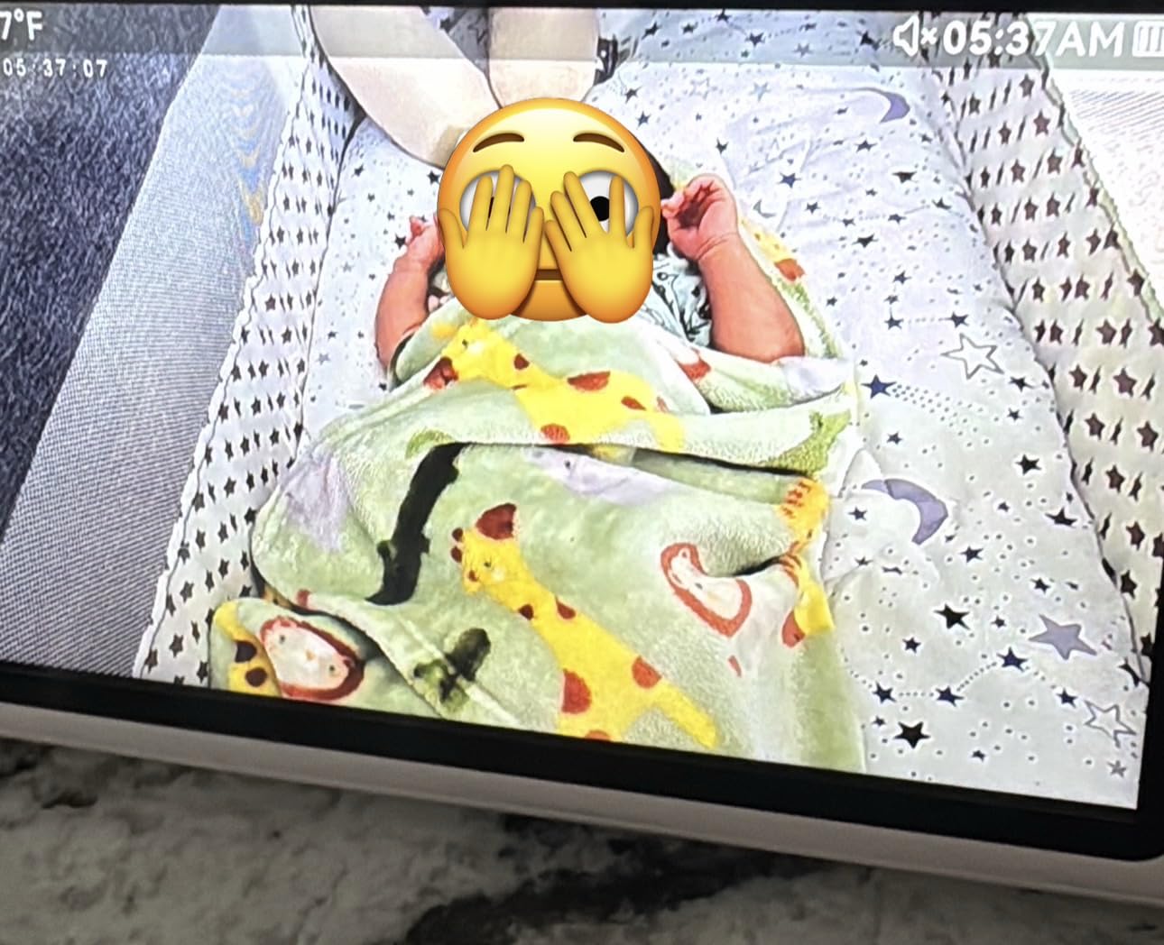 Momcozy Smart WiFi Baby Monitor with Camera and Audio,5