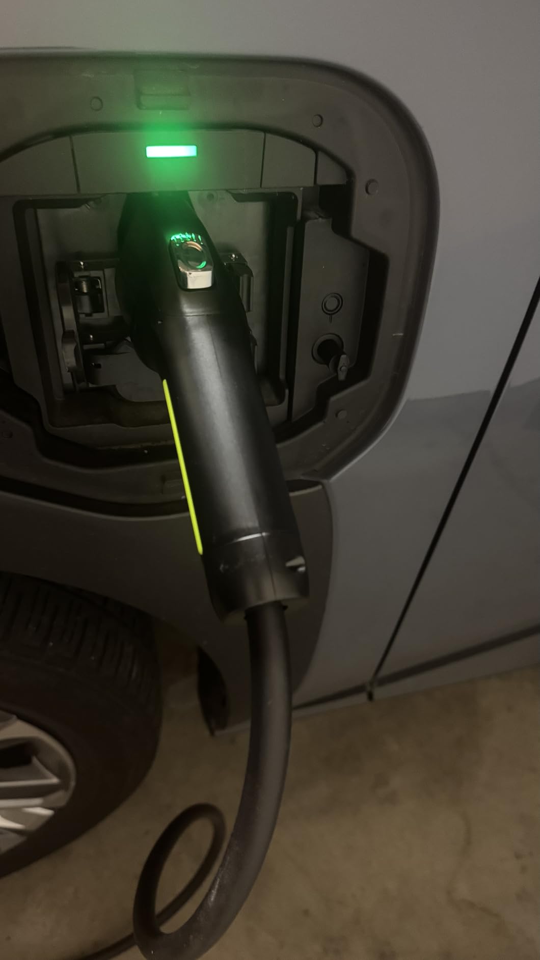 Level 1&2 EV Charger, Electric Vehicle Portable Charger with 20FT Cable, 3.5KW 16Amp Home EV Car Charging Station, 110V-240V NEMA 6-20 & NEMA 5-15 Plug Adapter, for All SAE J1772 customer photo 1