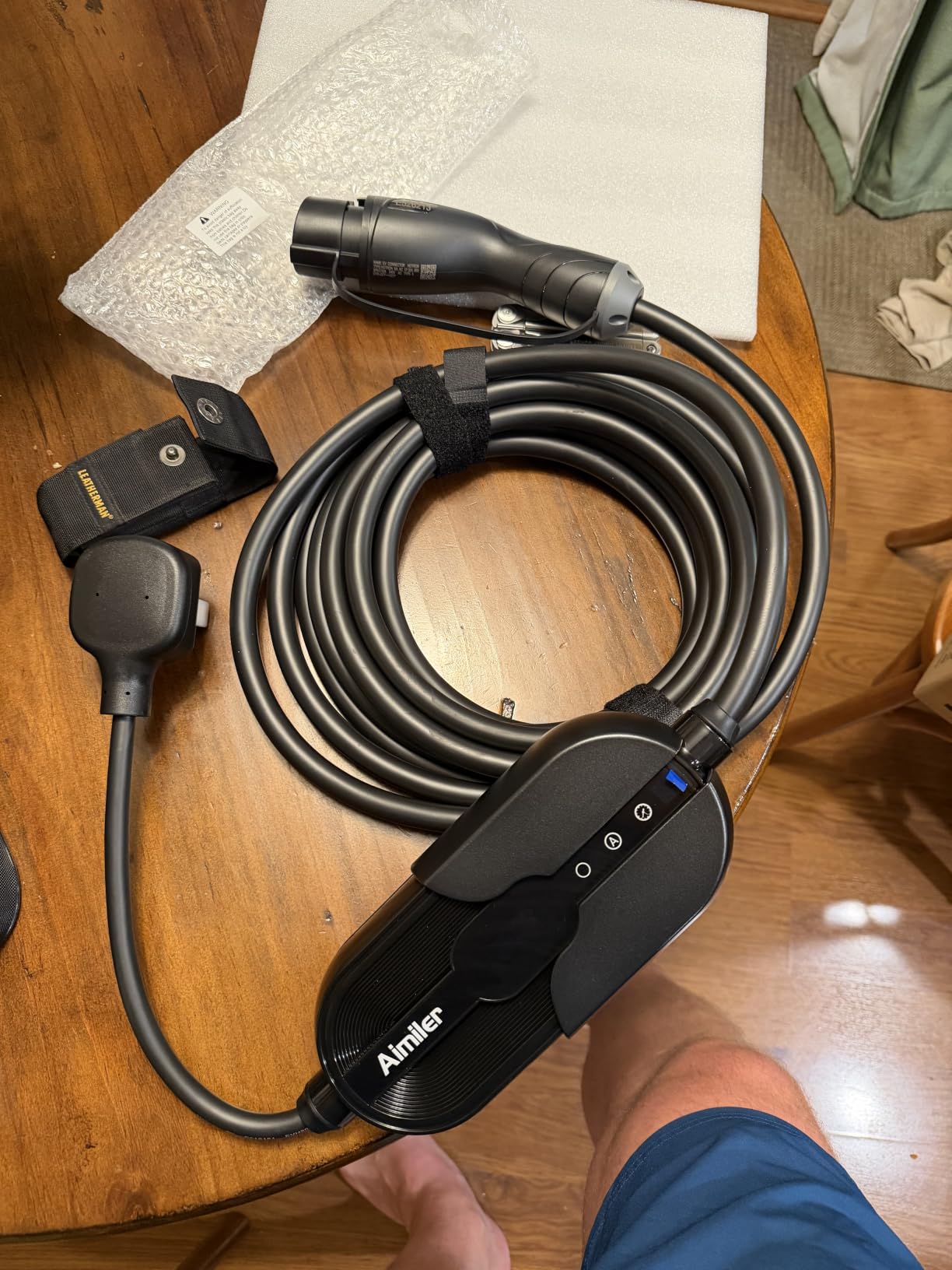 AIMILER Level 2 Electric Vehicle (EV) Charger (WiFi APP/Plug-Play), 40A, 25ft Cable ETL Certified, 220V-240V NEMA 14-50P Plug EVSE w/ J1772 Connector, Portable EV Car Charging Stations (Jet) customer photo 2