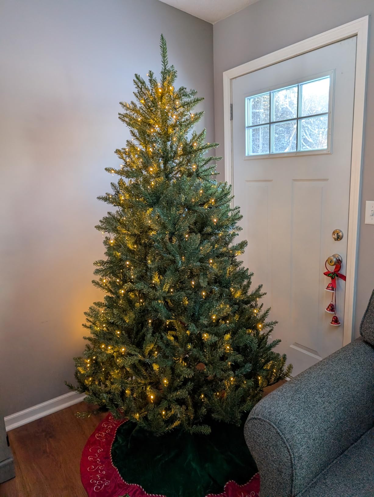7FT Unlit Christmas Tree Green, Dunhill Fir Artificial Tree with 2144 PVC Branch Tips, Realistic Full Shape, Foldable Metal Stand for Indoor Home, Office & Holiday Decoration customer photo 2