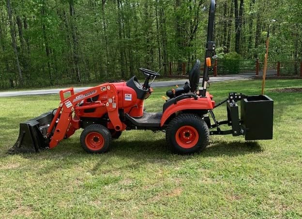 Garvee Ballast Box 3 Point Category 1 Tractor, 800 LBS Capacity Ballast with 2 in Hitch Receiver, Fits Category 1 Tractor Attachment, Black customer photo 1