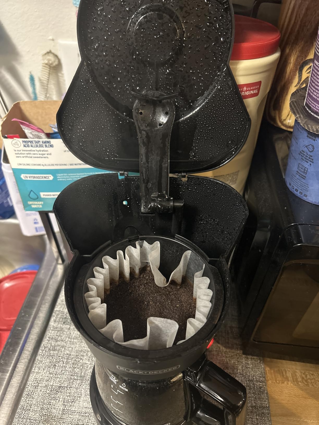 BLACK+DECKER Single-Serve Coffee Maker with 50oz Reservoir customer photo 2
