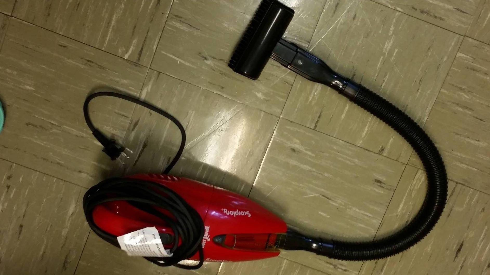 Hoover Dirt Devil Scorpion Plus QuickFlip Handheld Vacuum Cleaner customer photo 2