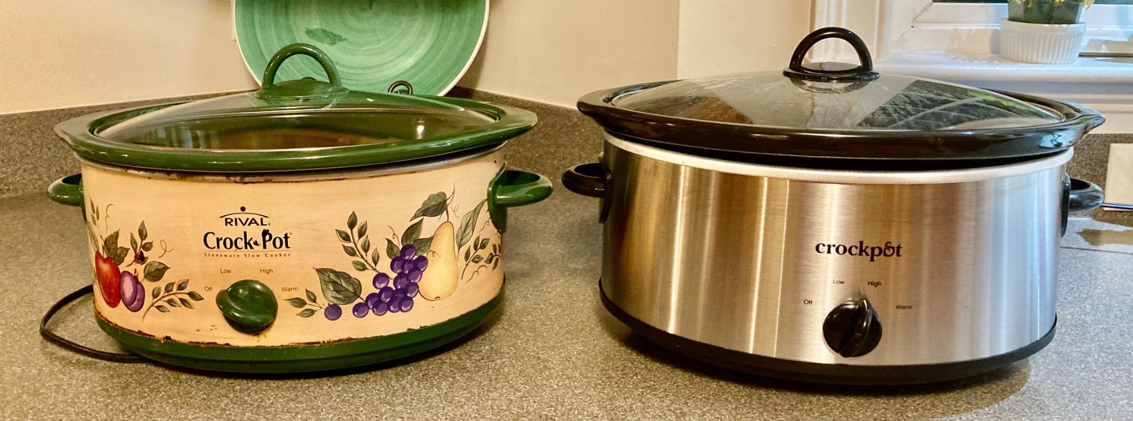 Crock-Pot 7-Quart Manual Slow Cooker, Family Size Serves 8+ People & Fits 6-lb Roast, Removable Stoneware with Warming Setting, Dishwasher Safe for Easy Cleanup, Stainless Steel customer photo 2