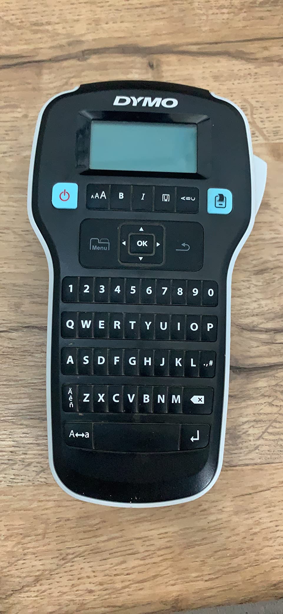 DYMO Label Maker LabelManager 160 Portable Label Maker, Easy-to-Use, One-Touch Smart Keys, QWERTY Keyboard, Large Display, for Home & Office Organization, Black customer photo 1
