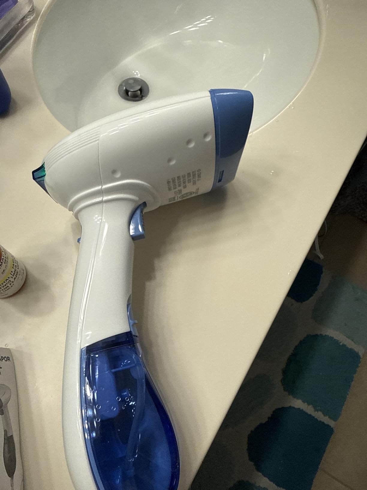 Conair Handheld Garment Steamer for Clothes, ExtremeSteam 1200W, Portable Handheld Design,White/Blue customer photo 1