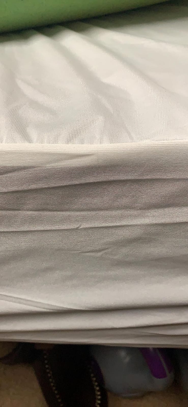 AllerEase Waterproof Mattress Protector Stain Protection Queen Size Allergen Barrier Hot Water Washable Machine Washable Durable Zippered Knit Mattress Cover Stretch Corners (White) customer photo 1