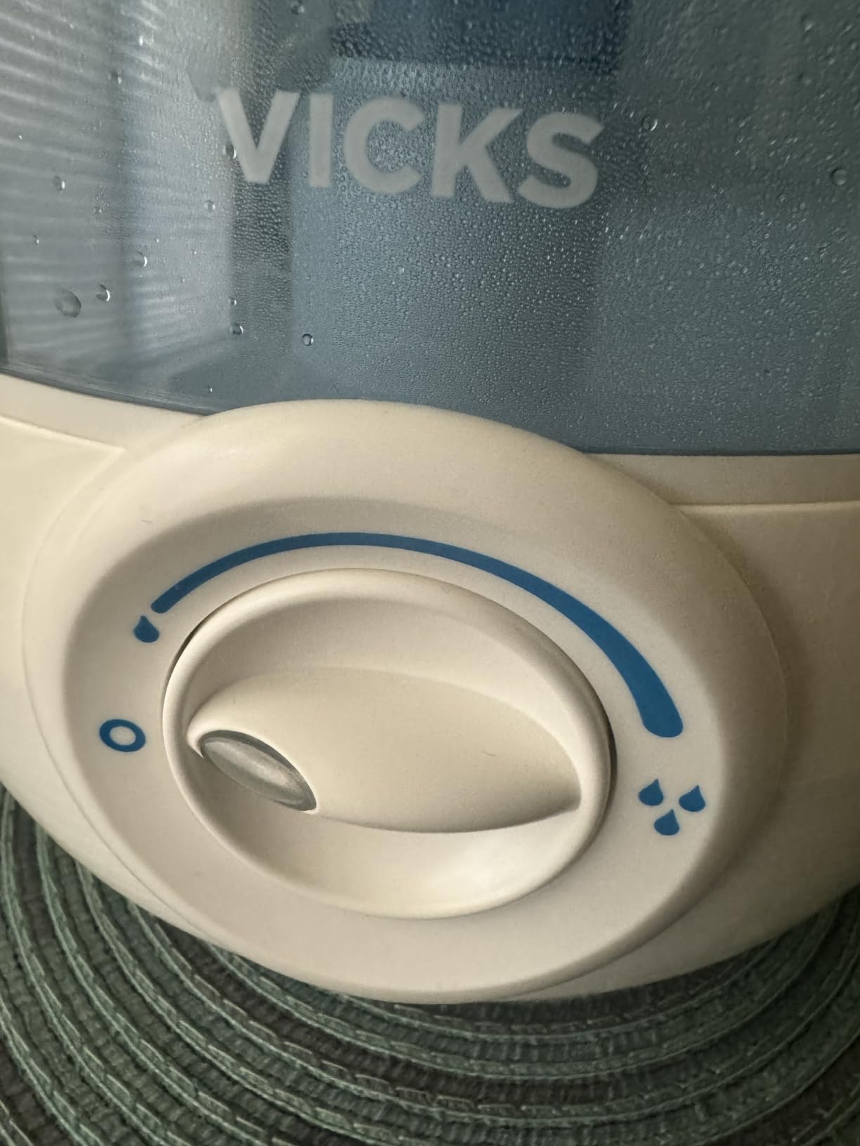 Vicks Filter-Free Ultrasonic Humidifier, Recommended by Pediatricians customer photo 1