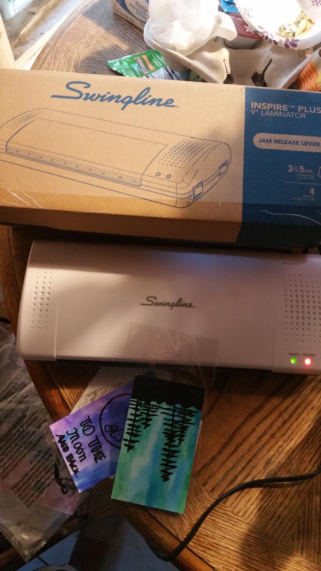 Swingline GBC Thermal Laminator Machine, Inspire, 9 Inch, Quick Warm-Up, 3 or 5 Mil, with 5 Standard Laminating Pouches for Home, Office and Classroom, Black (1701857) customer photo 1