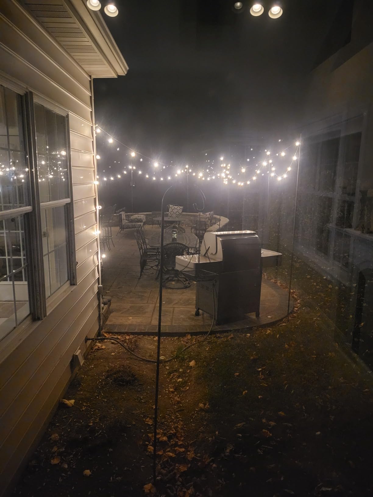 Brightown Outdoor String Lights, 35FT with 30 Bulbs, Waterproof Connectable | Patio Lights with Shatterproof G40 Replaceable Bulbs, Plug-In Outside Hanging Light for Backyard Bistro Porch Party Decor customer photo 1