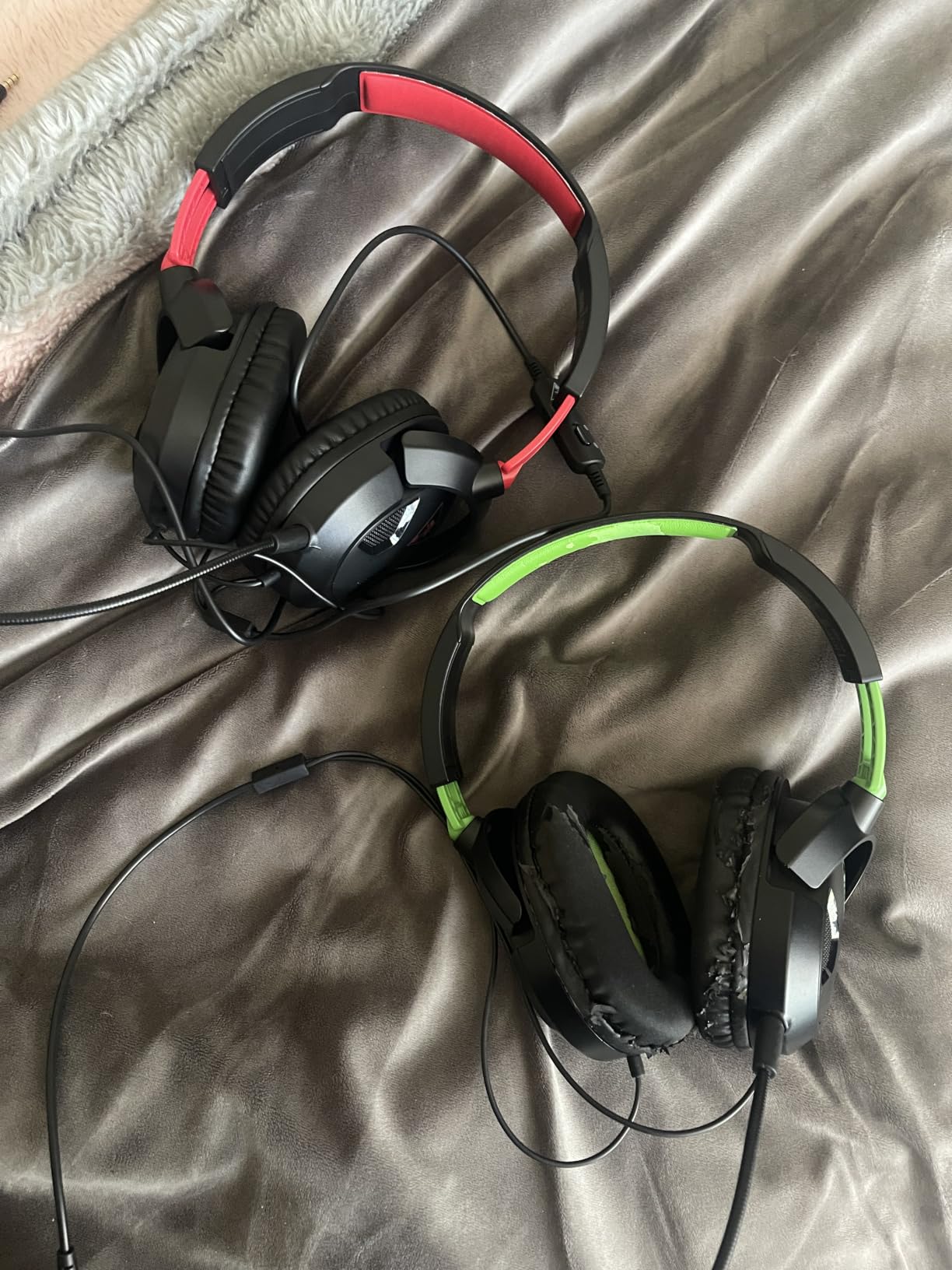 Turtle Beach Recon 50 Wired Multiplatform Gaming Headset for PS5, Xbox, PC customer photo 1