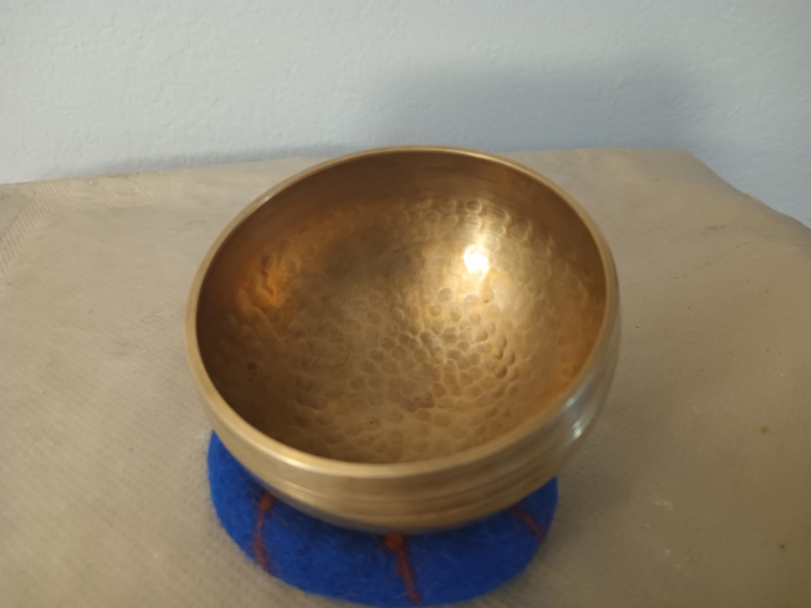 Handcrafted Tibetan Singing Bowl Set – 3.5” Sound Bowl for Meditation, Sound Healing & Yoga – Healing Instrument with Wooden Striker & Cushion – Authentic Hand-Hammered in Nepal customer photo 2