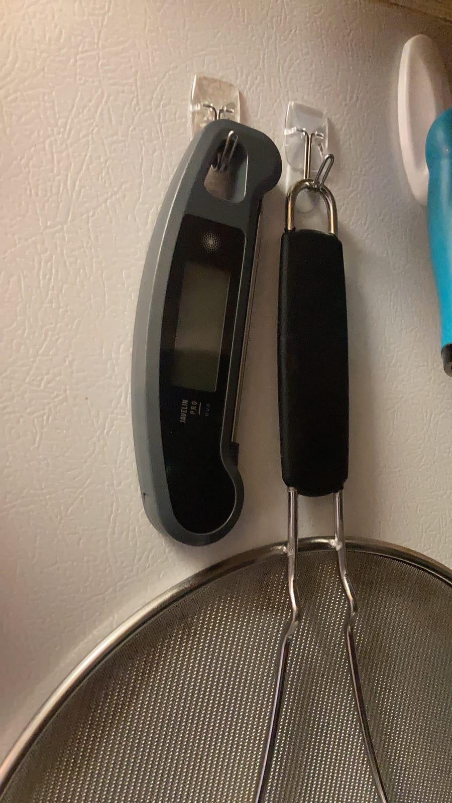 Lavatools Javelin® PRO Classic Ultra-Fast 2-Second Professional Digital Instant Read Meat Thermometer for Grill and Cooking, Auto-Rotating Backlit Display, IP65 Water Resistant, NSF Certified – Sambal customer photo 1