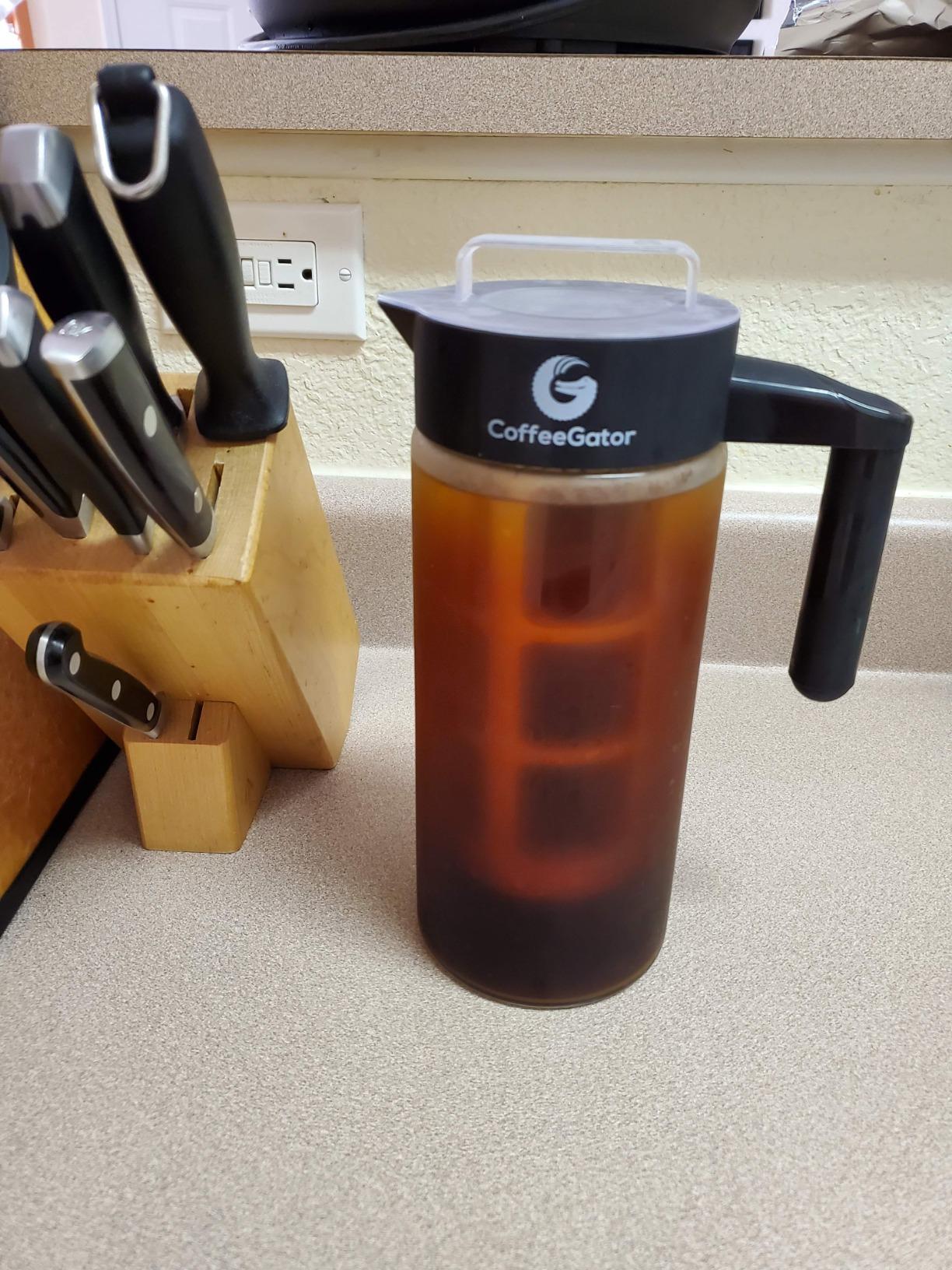 Coffee Gator Cold Brew Coffee Maker, 47oz BPA Free Airtight Leakproof Lid customer photo 1