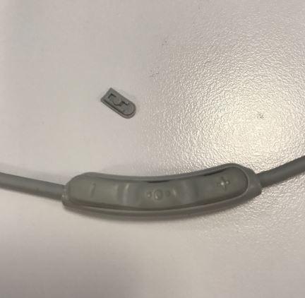 Bose SoundSport, Wireless Earbuds, (Sweatproof Bluetooth Headphones for Running and Sports), Black customer photo 1